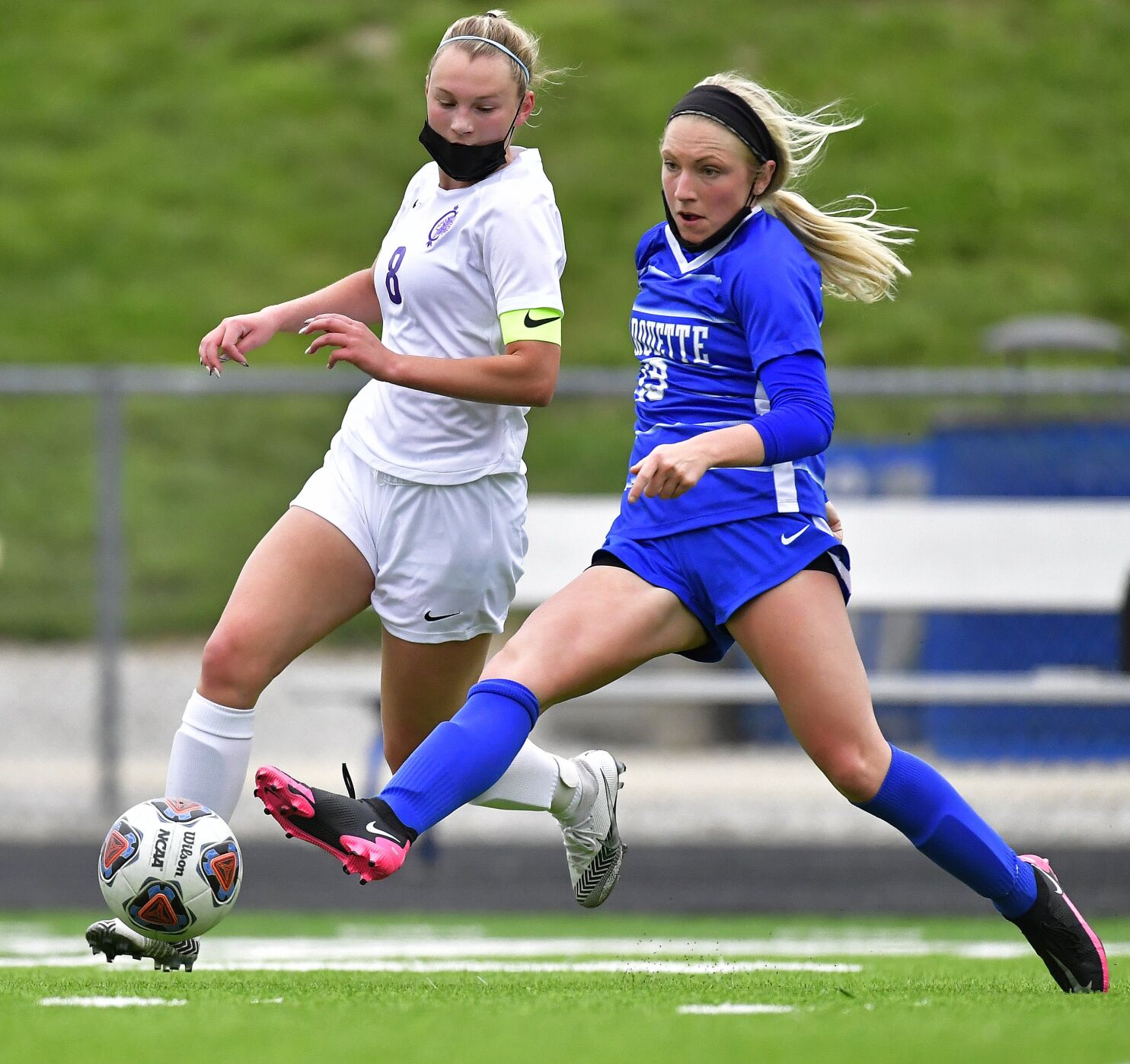 Collinsville vs Alton Marquette